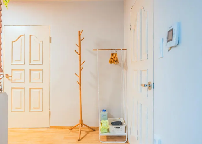 Private House Of A Newlywed Couple In Sinchon Appartamento Seul