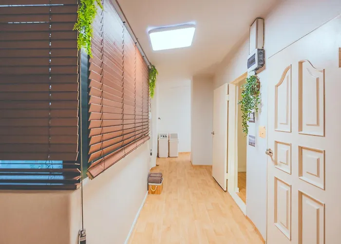 Private House Of A Newlywed Couple In Sinchon
