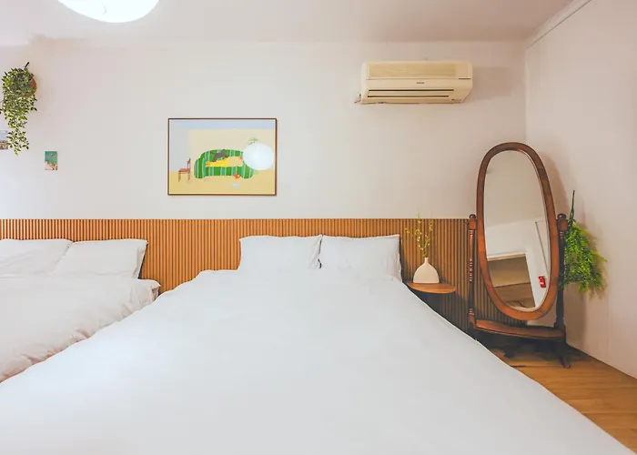 Private House Of A Newlywed Couple In Sinchon *